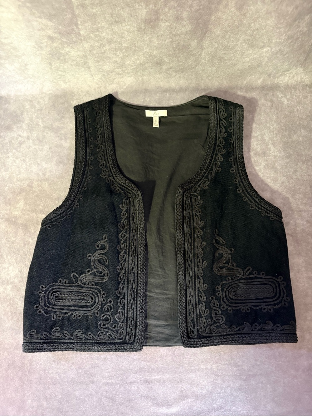 Joie Black Embroidered Sleeveless Vest